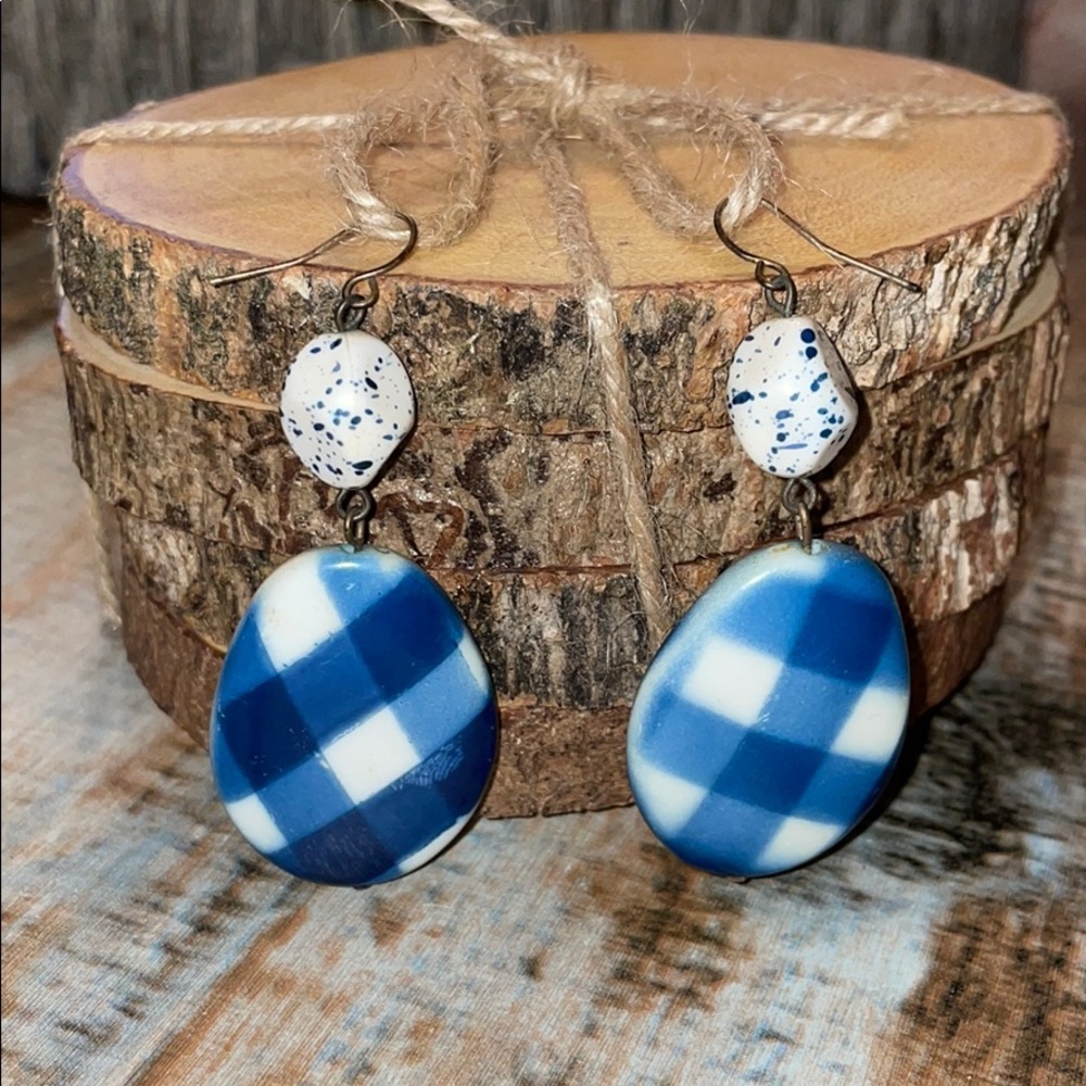 Blue & white drop earrings